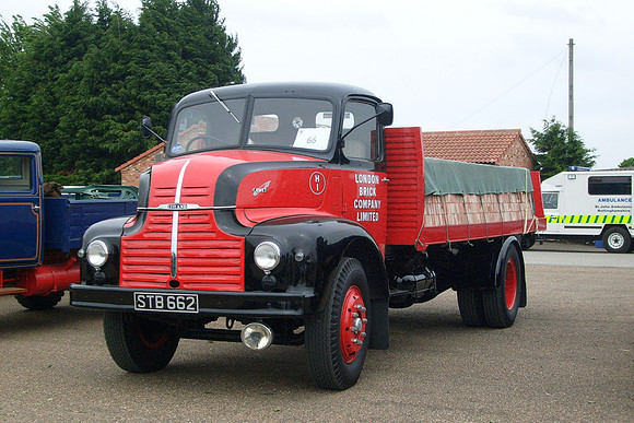 leyland_comet1a stb662 2a