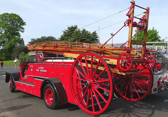 1949 Dennis F2 JUE612