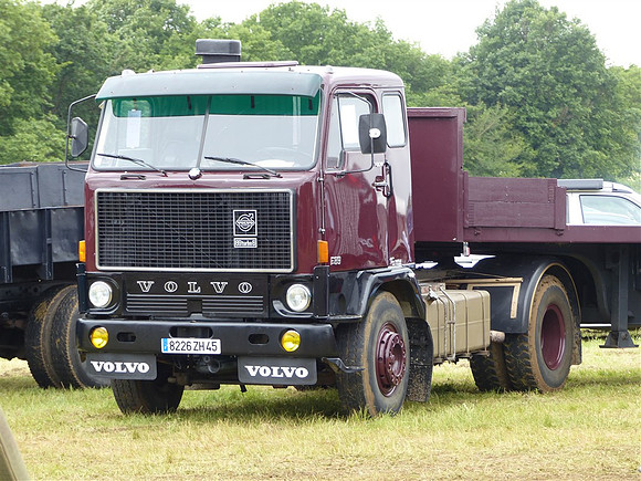 1976 Volvo F89 Tractor 8226ZH45