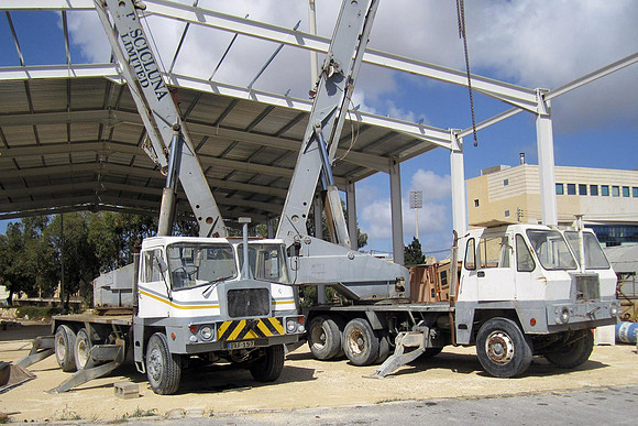 coles2-6qm daf157 1_lps