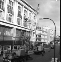 AECs & mobile at Grade II Whitleys Bayswater (2)