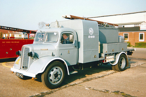 1943 Dodge GXM542