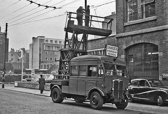 1936 AEC Mercury DGJ176