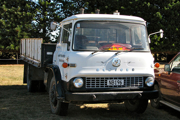 bedford_tk5qnz nb196 1_hp