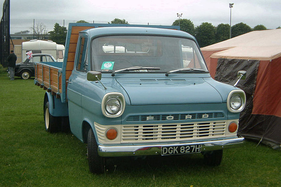 ford_transit1h dgk827h 1_rh