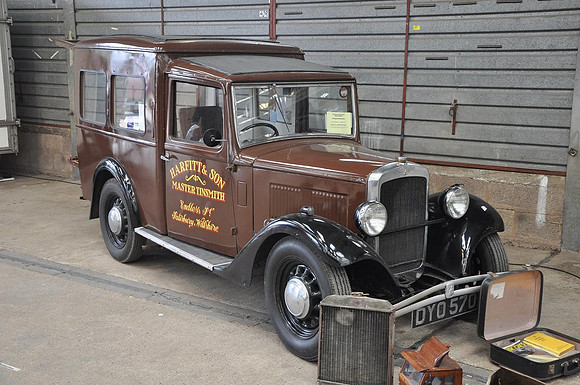 1937 Austin 10/4 DYO570