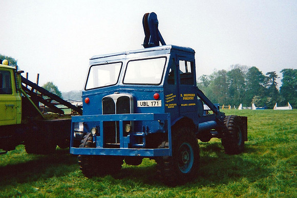 AEC Matador UBL171