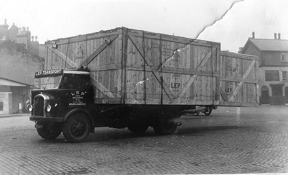 Armstrong-Saurer (1)