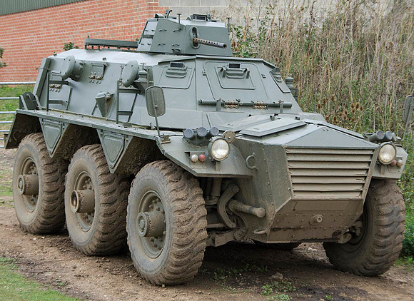 1956 Alvis Saracen XFO184
