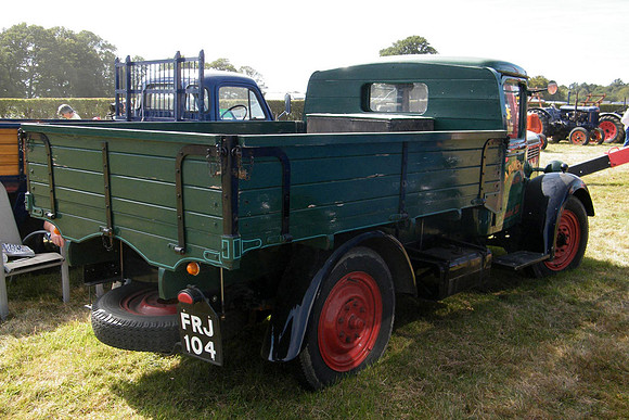 1939 Bedford WS FRJ104