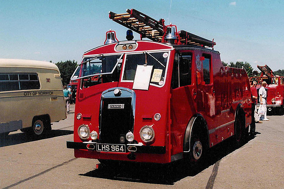 dennis_f008a lhs964 1_rh