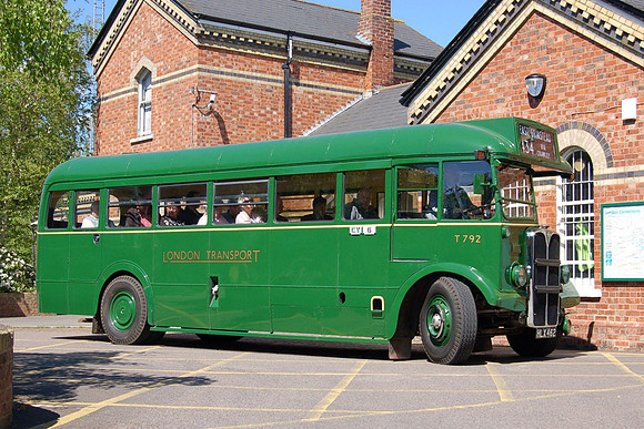 1948 AEC Regal III HLX462