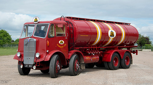Jet tanker JET855