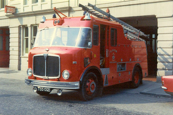 merlin2_50550_733cgd_rh