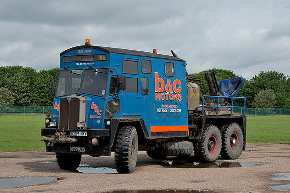 AEC Militant Q385JWY
