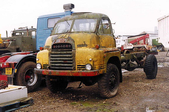 bedford_s2rlhcqgb_rh_1
