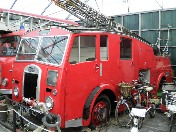 1953 Dennis F12 PYB781