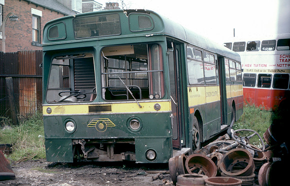 London Country, 15/9/78. MBS15/SMM15F