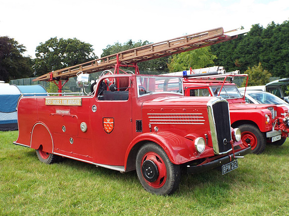 1939 Dennis Light Four BPM212