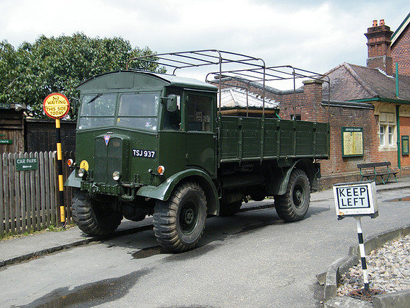 1943 AEC Matador TSJ937