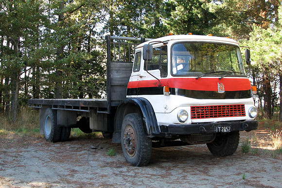 bedford_tk7qnz it2852 1_hp