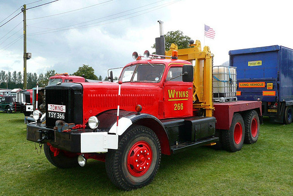 1945 Diamond T TSY366