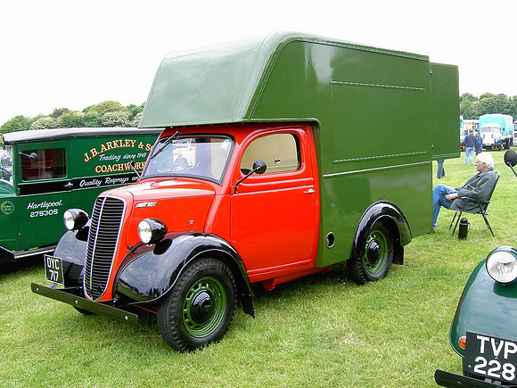 1952 Fordson Thames E83W OYC717