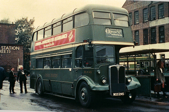 London Transport RLH45 (MXX245)