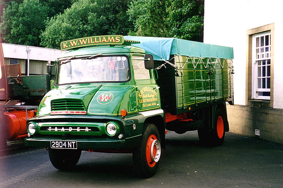 1963 Thames Trader 2904NT