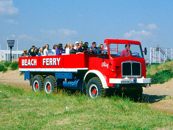 AEC Militant 0880 Q703OVL
