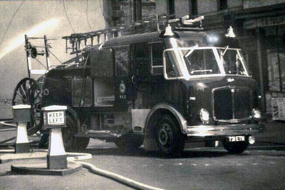 merlin2_50529_721etn_rh