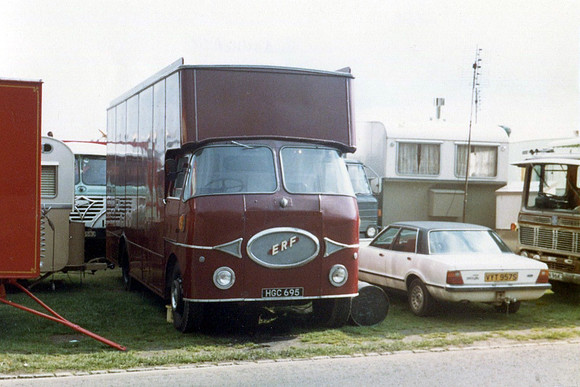 1945 ERF HGC695