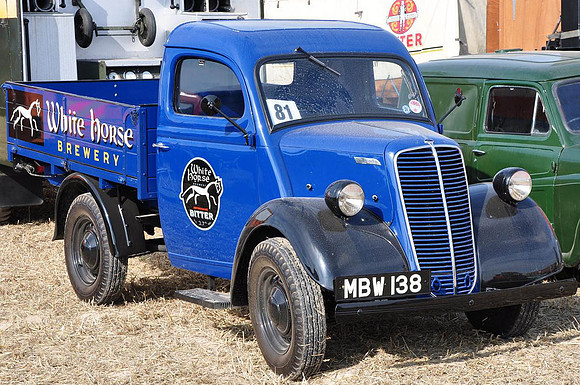 1957 Thames E83W MBW138