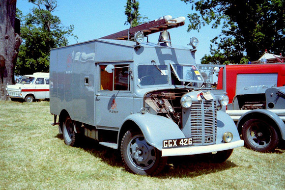 1941 Austin K2 GGX426