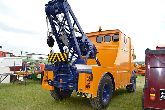 1940 AEC Matador GSU889