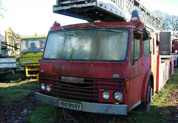 1980 Dennis F123/Merryweather VSG999V