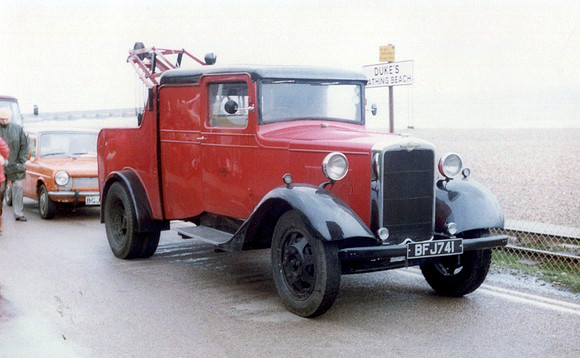 1935 Morris-Commercial C BFJ741