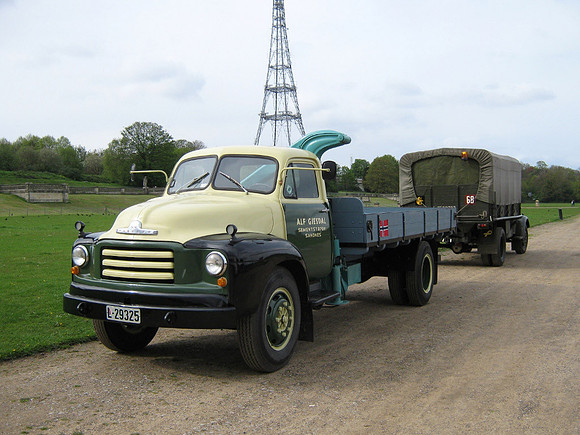 1955 Bedford A5 L29325