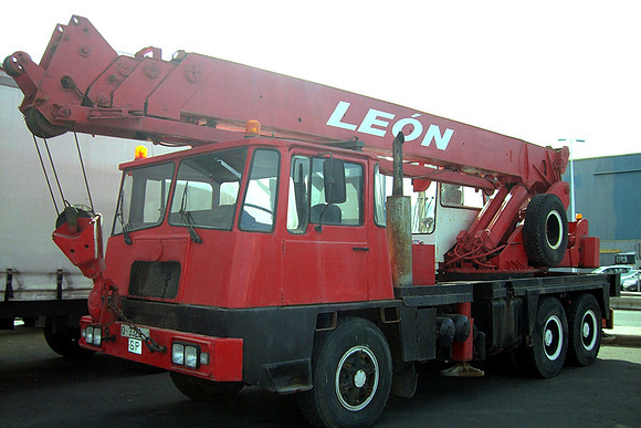 Coles Hydra O3323J (Canary Is)