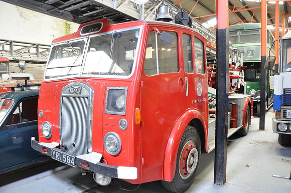 1955 Dennis F17 YRI584