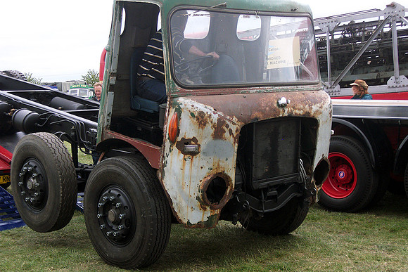 1960 AEC Mustang 493FTG GM6RH186