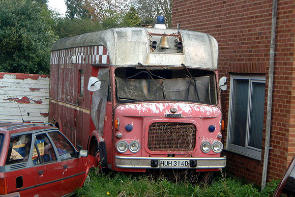 dennis_f107d huh314d 1_rh