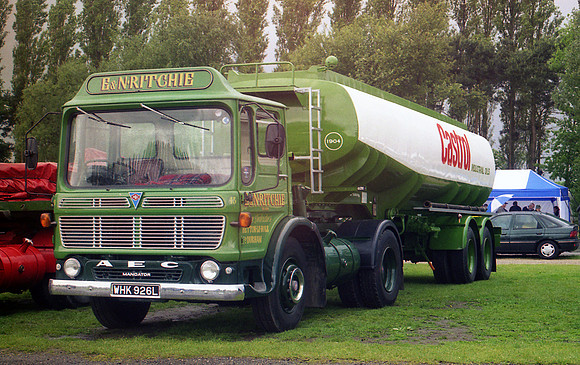 AEC Mandator WHK926L