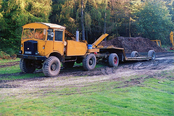 1940 AEC Matador WKX119E