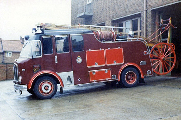 merlin2_50548_938ntn_rh