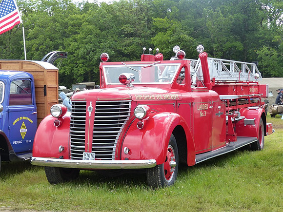 1942 American La France Turntable Ladder BB7070