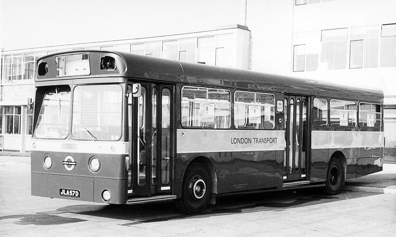 CCMV Classic Commercial Motor Vehicles | 1966 AEC Merlin P2R007 (XMB15)