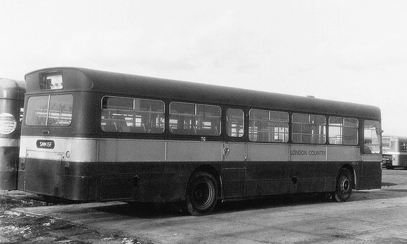 London Country, 1976. MBS15/SMM15F