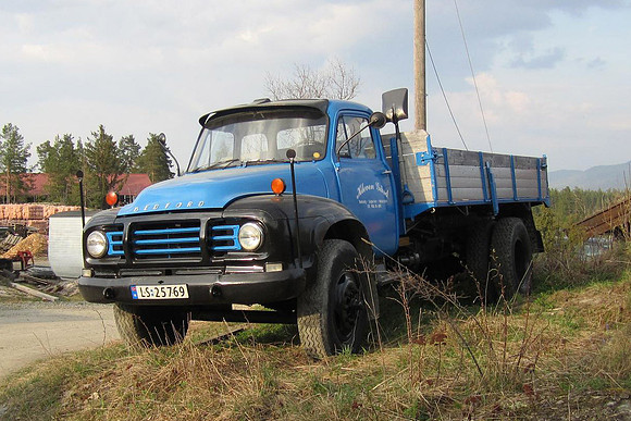 Bedford TJ6 LS25769
