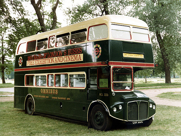 Shillibeer RCL2221 (CUV221C)